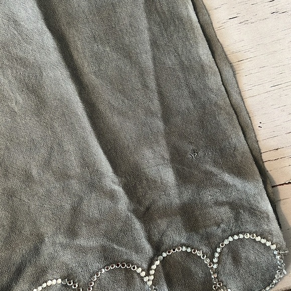 Dressy scarf/wrap Silver with rhinestone trim - Picture 4 of 7